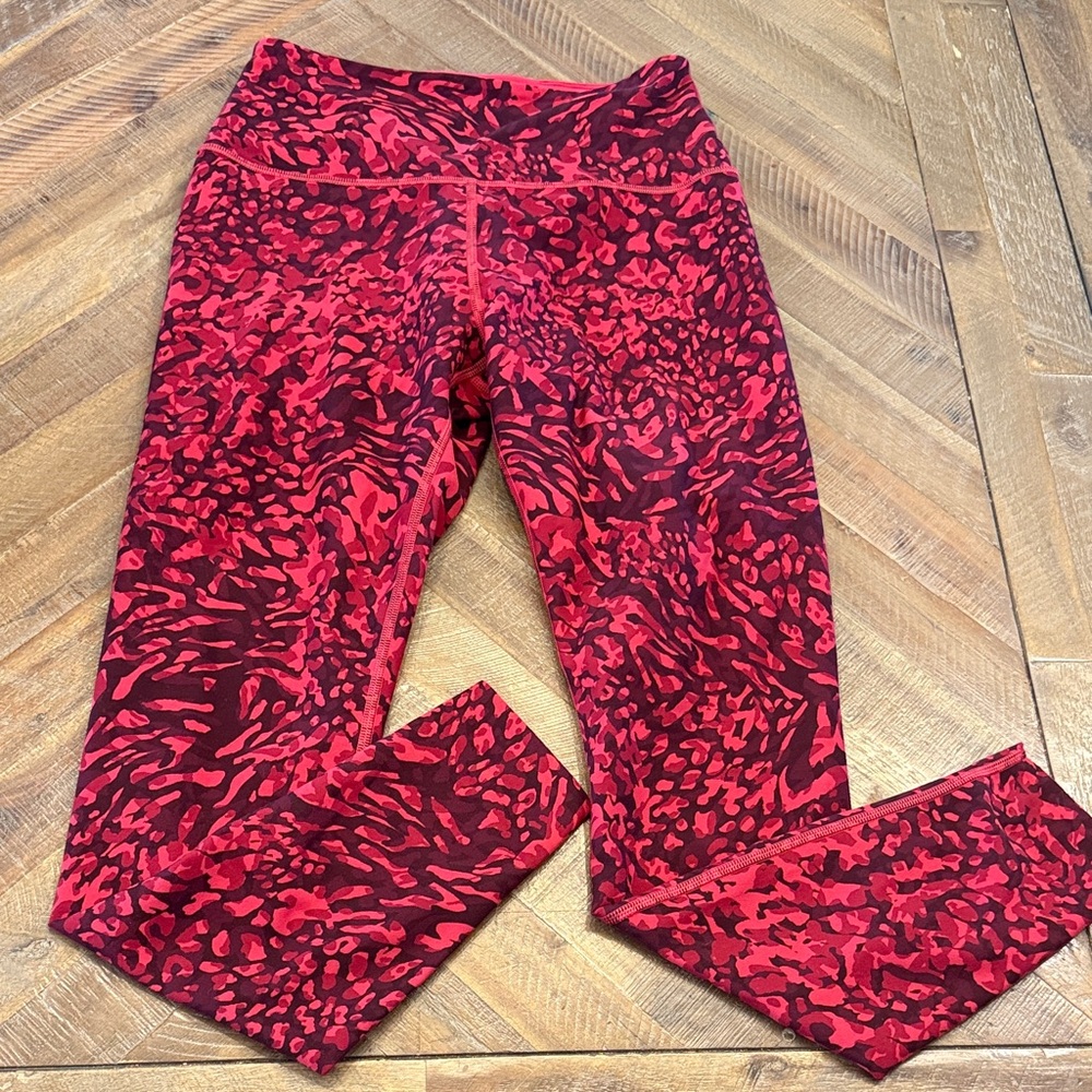 Peloton Reversible Patterned Leggings - image 1
